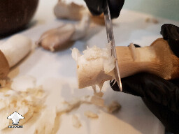 Peeling mushroom stem as cleaning method before cooking