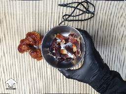 Grind dry reishi in coffee grinder