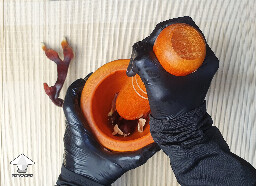 Grind the dried reishi in a mortar with a pestle