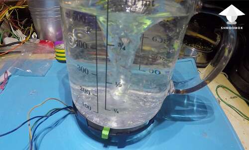 Switch on and test DIY magnetic stirrer