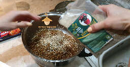 Vermiculite or perlite for substrate for growing psilocybin mushrooms