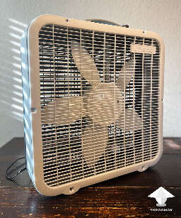 Fan air purifier for laminar flow hood