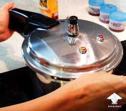 Agar sterilization for mycology